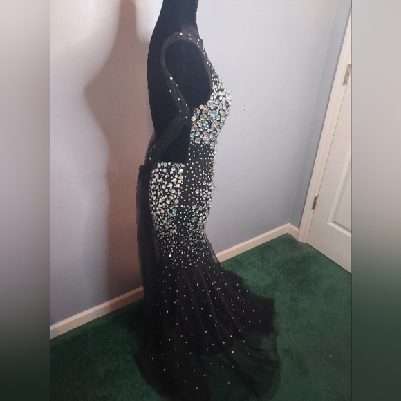 Glow Dress Gown Backless With Tie Back With Zipper On The Side Size 10 - Picture 5 of 16